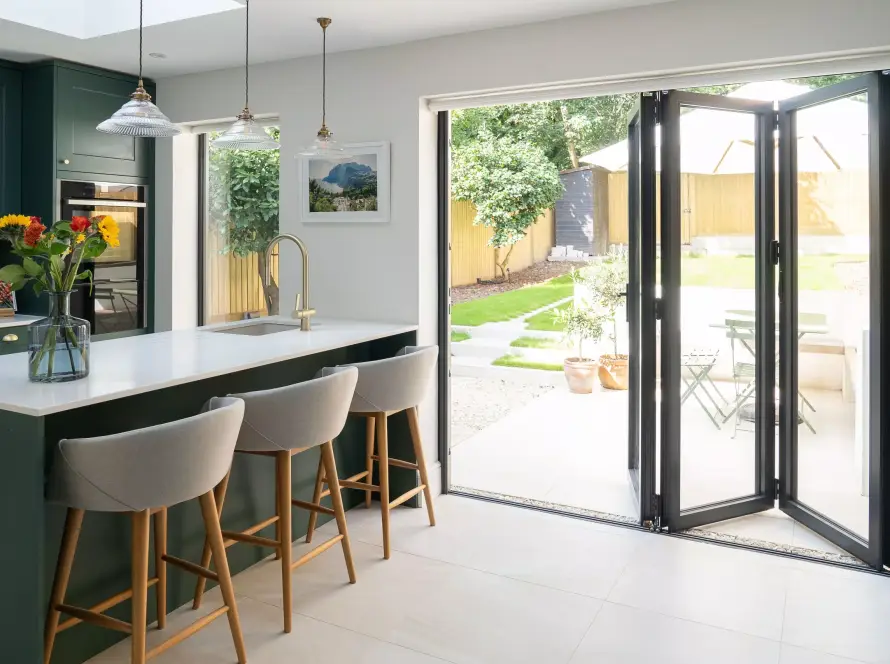 xlaurence katz T2M6DkQIxXA unsplash scaled.jpg.pagespeed.ic.xI F1BKyMS